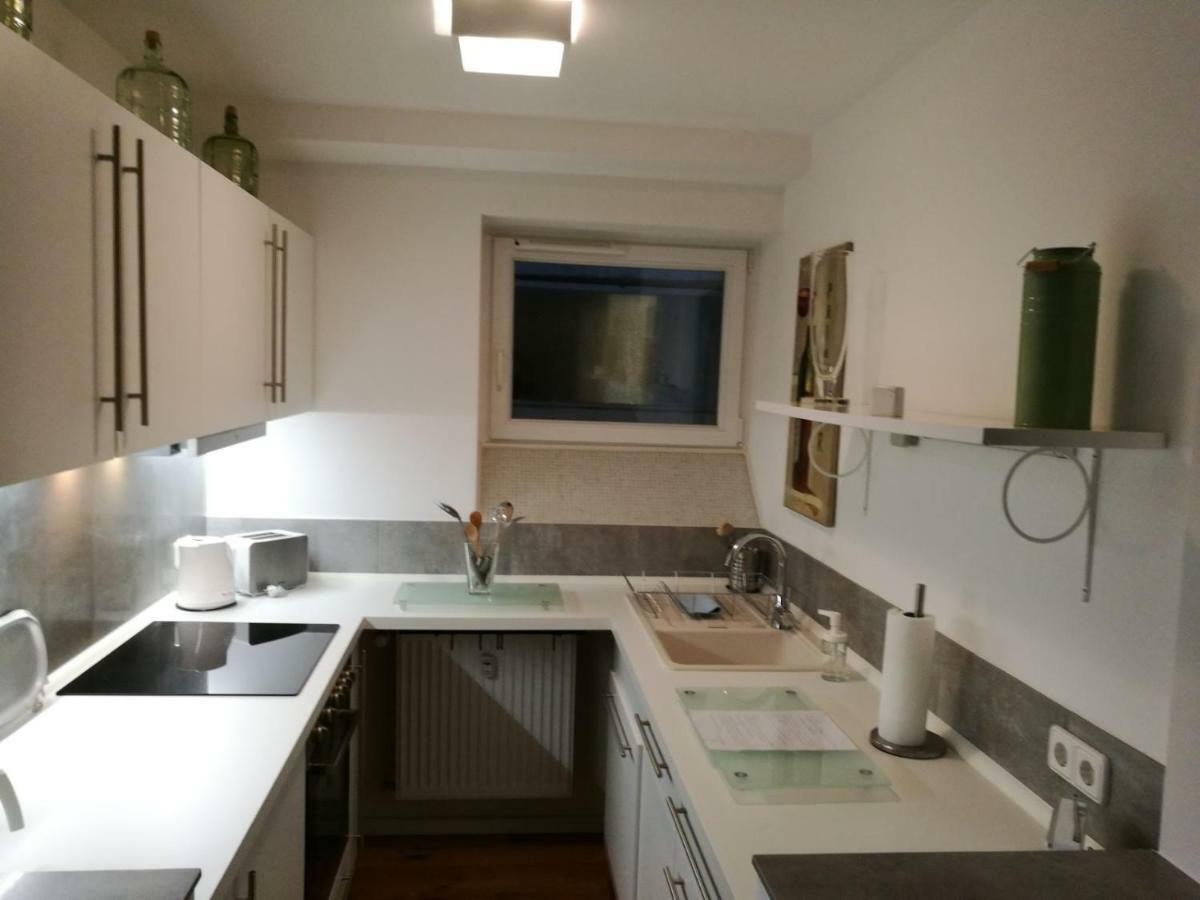 Schoenes Appartement Mit Gartenblick Baden-Baden Exterior foto